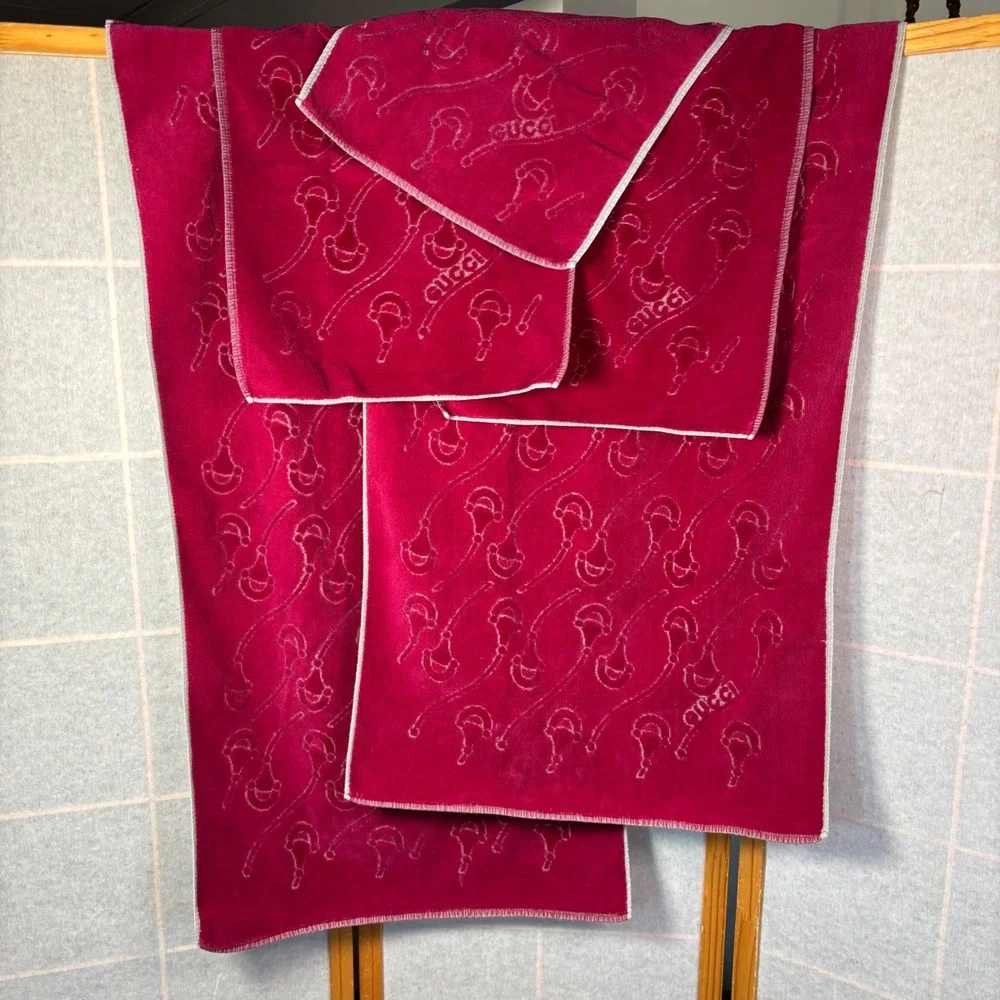 Vintage Gucci‎ Towel Set 5 Piece Burgundy Cotton Horsebit Stirrup Monogram Auth